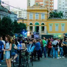 Sparkling Night Run reúne esporte, gastronomia e música no centro da cidade Sparkling Night Run reúne esporte, gastronomia e música no centro da cidade
